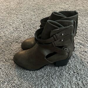 Charlotte Russe Boots - Size 9